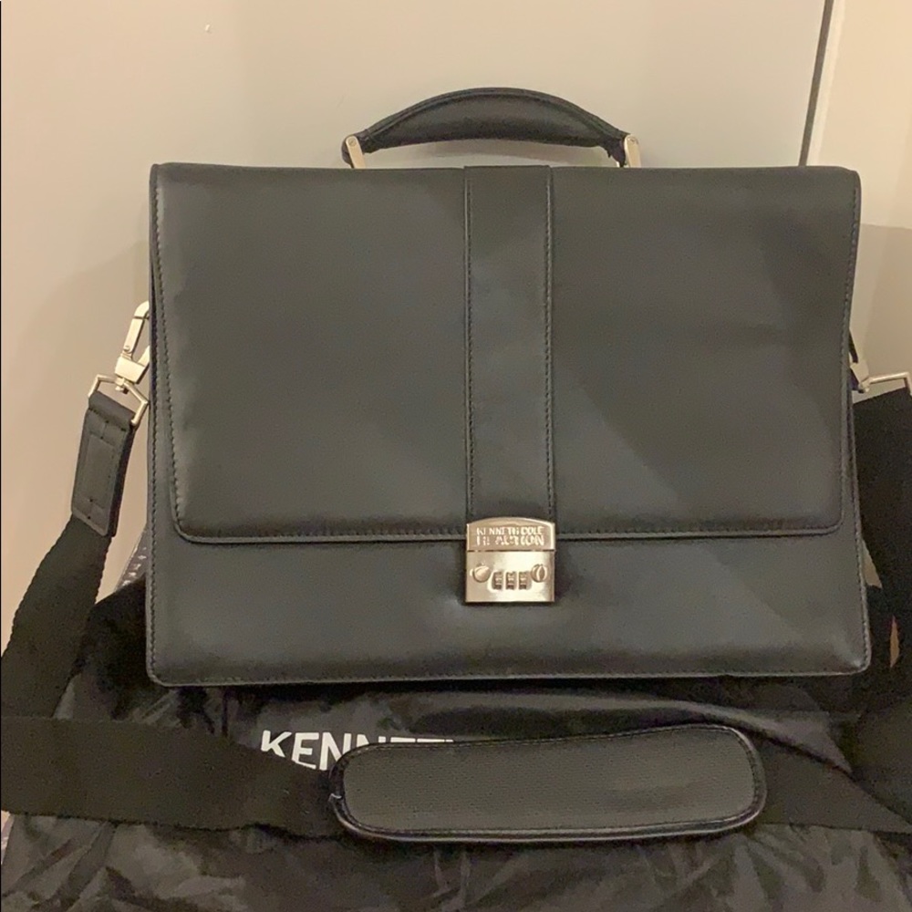 Kenneth Cole Reaction Laptop Portfolio